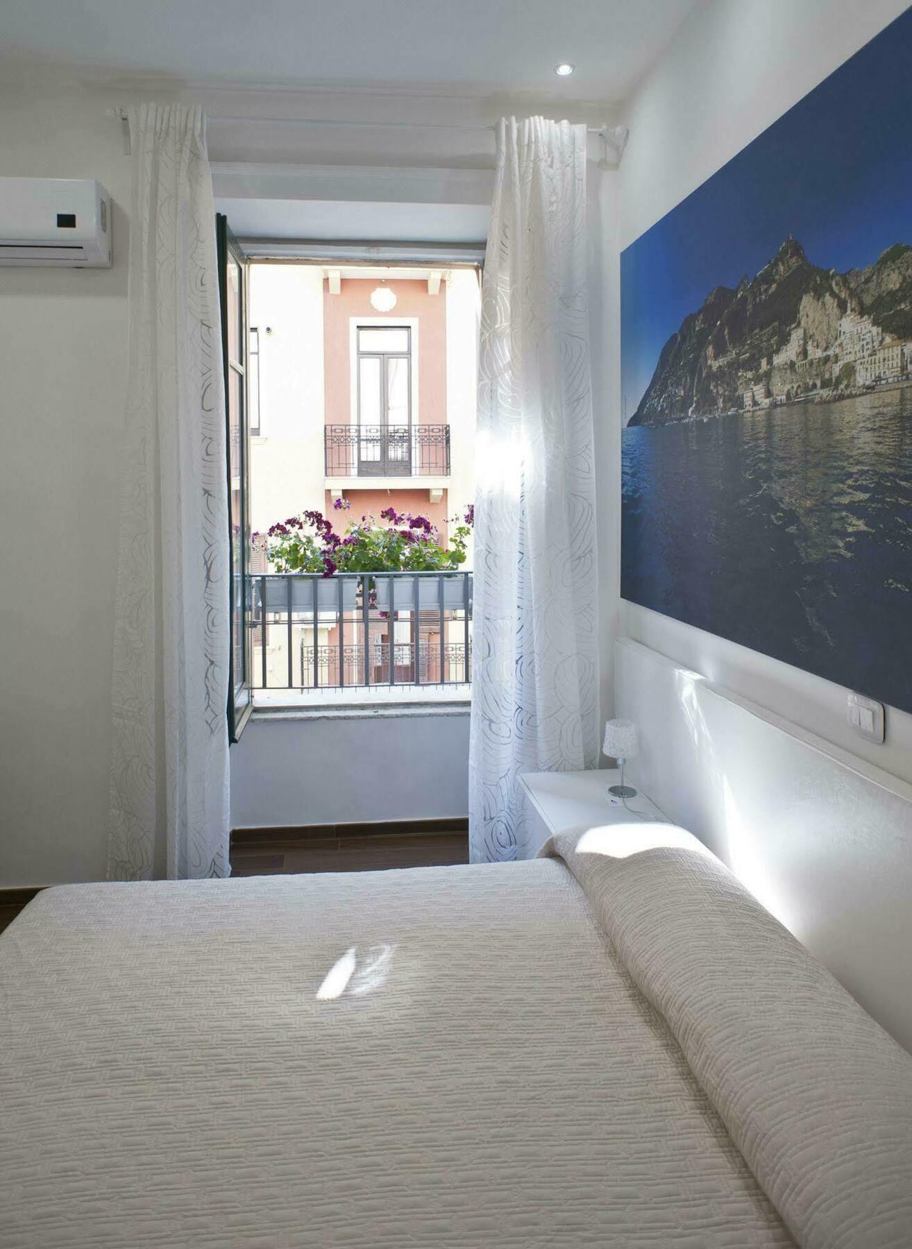 Il Reticolo Bed & Breakfast Salerno Bagian luar foto